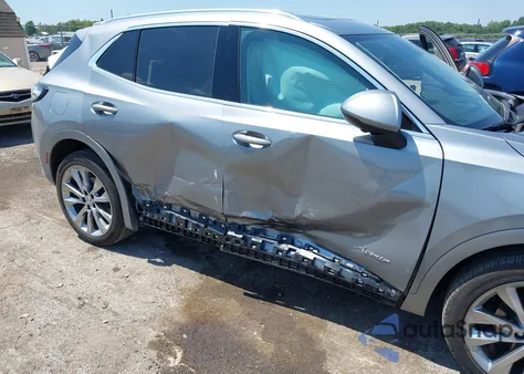 2023 Buick Envision Avenir Awd z USA, uszkodzony, nr VIN LRBFZSR47PD212994